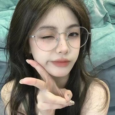 派对女孩在线观看封面